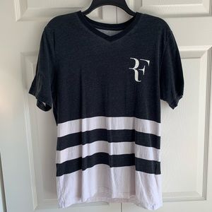 Nike tennis roger Federer casual v neck